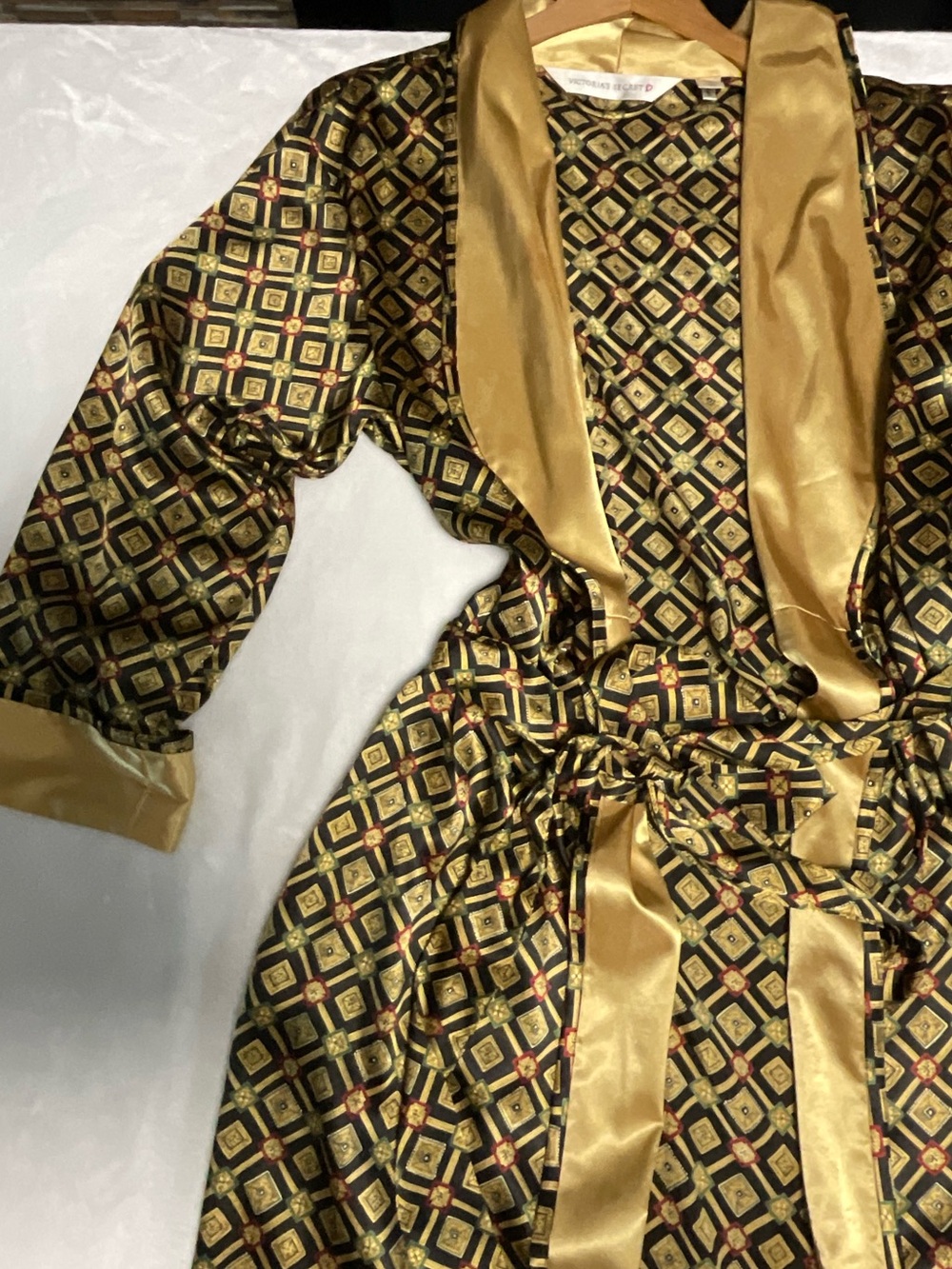 Vintage Victoria's Secret Black and Gold Satin-Trimmed Geometric Robe
